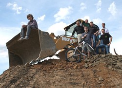 Dirt-Bike Baggerbiss 2012