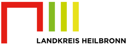 Logo des Landratsamtes mit bunten Balken