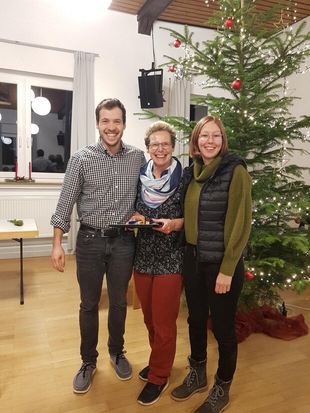 Von links nach rechts: Hannes Weil (1.Vorsitzender), Martina Straub (6. Dan), Lea Köhler (technische Leiterin Judo)