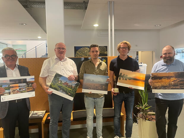 v.l.n.r. Bürgermeister Klaus-Peter Waldenberger, Frank-Michael Zahn, 3. Platz, Werner Ohsam, 1. Platz, Marco Eberbach, Monatssieger, Hansjörg Sept, 2. Platz