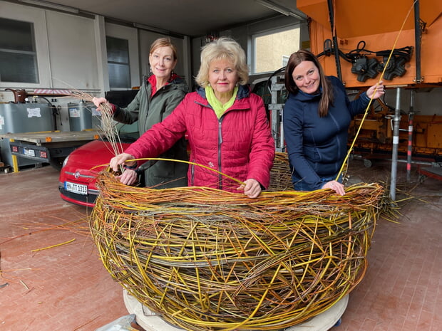 Das Osternest im Bau und bereit zum Selfie