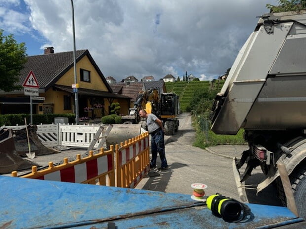 Die Bauarbeiten am Hainbuchenweg haben begonnen
