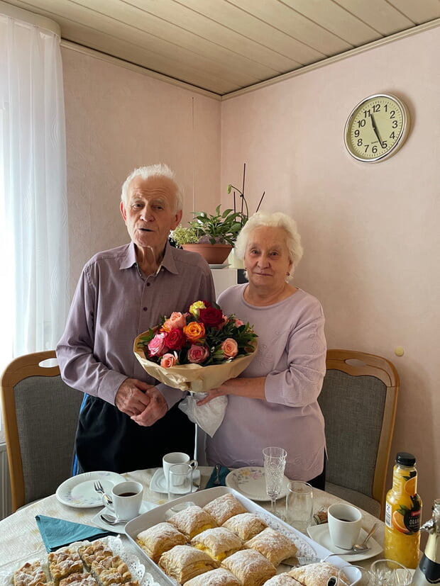 Maria u. Michael Wiesinger durften gemeinsam mit ihrer Familie die Diamantene Hochzeit feiern
