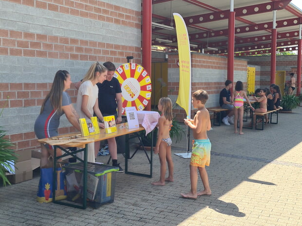 Das Team vom ASB freute sich über das große Interesse am Glücksrad