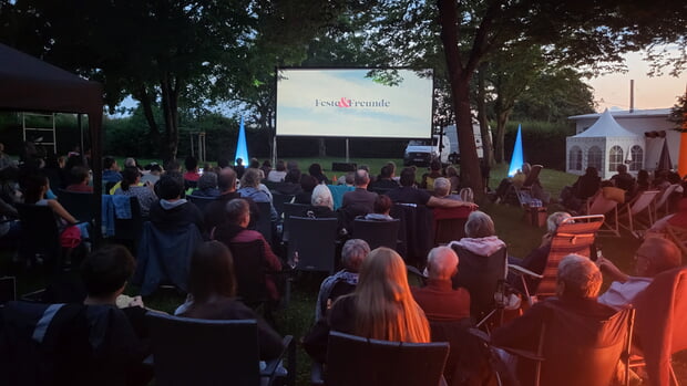 Open Air Kino im Freibad