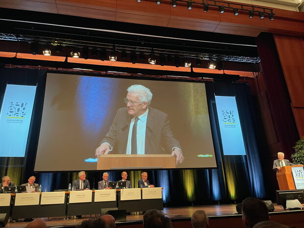 Ministerpräsident Winfried Kretschmann war i nReutlingen als Redner zu Gast. 