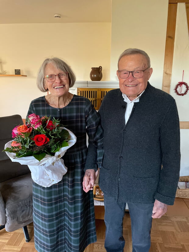 Ursula und Gerhard Schäffer durften das seltene Ehejubiläum der Eisernen Hochzeit feiern.