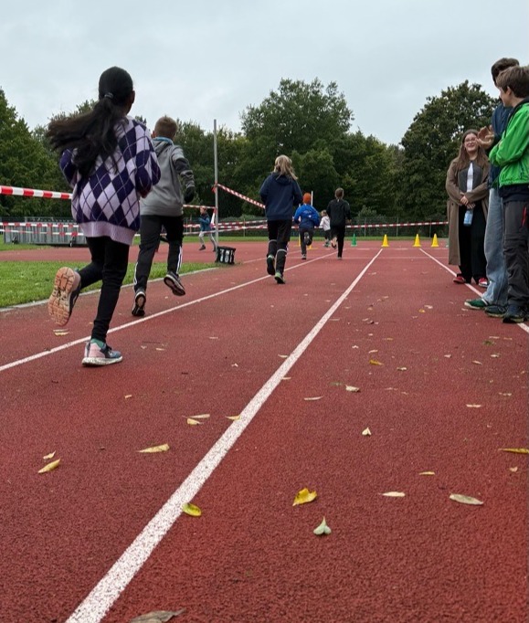 Spendenlauf am H&ouml;gy 2025