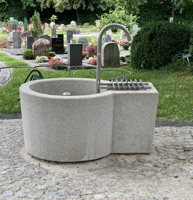 Brunnen Friedhof