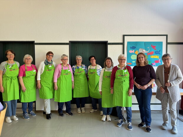 Gemeinsames Mittagesen verbindet- ein engagierter Helferkreis sorgt f&uuml;r ein monatliches gemeinsames Mittagessen f&uuml;r Senioren im Karl-Harttmann-Haus