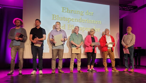 Die geehrten Blutspenderinnen und Blutspender 