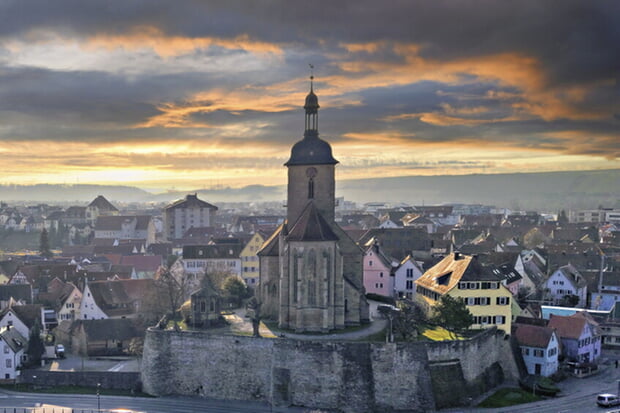 Regiswindiskirche von oben (Drohnenaufnahme, Foto: Martin Braunbeck, aus dem Wettbewerb zum Foto des Jahres 2025)