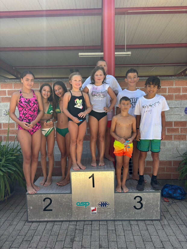 Siegerehrung im Lauffener Freibad