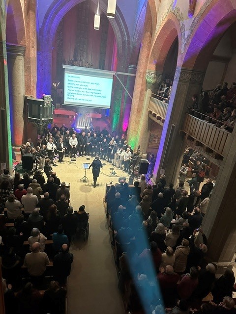 Impressionen des Queen-Gottesdienstes vom Februar