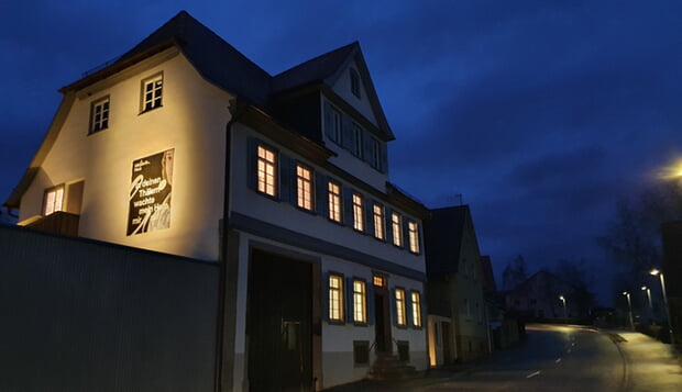 Hölderlinhaus bei Nacht
