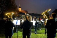 Kulturregion 2022 - LATERNENLICHTER: Herbstlicher-Event im Park „Auf dem Kies“ mit Blasmusik