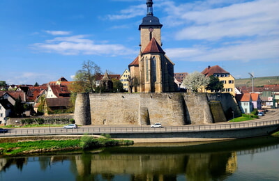 Lauffener Sonntagsf&uuml;hrung: Regiswindiskirche