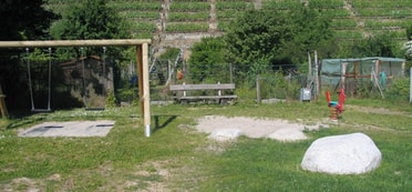 Schaukel auf dem Spielplatz Körnerstraße