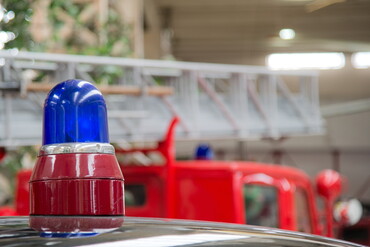 Blaulicht eines Feuerwehrfahrzeugs