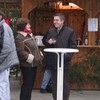 Ein Glühwein auf dem Weihnachtsmarkt um die Regiswindiskirche