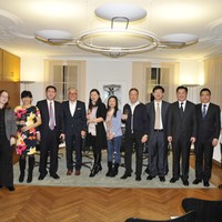 Chinesische Delegation im Lauffener Rathaus