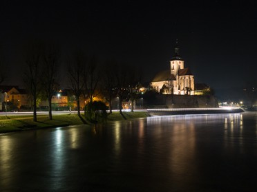 13.11.2017 - Ulrich Seidel - Regiswindiskirche mit Neckar bei Nacht