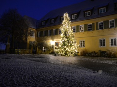 03.12.2017 - Werner Ohsam - Lauffener Rathaus im Schnee