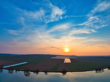 25.03.2018 - Urlich Seidel - Blick vom Krappenfelsen auf Neckar bei Sonnenuntergang