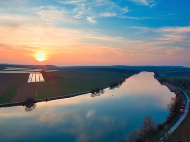 25.03.2018 - Ulrich Seidel - Blick vom KRappenfelsen auf Neckar und Lauffen bei Sonnenuntergang