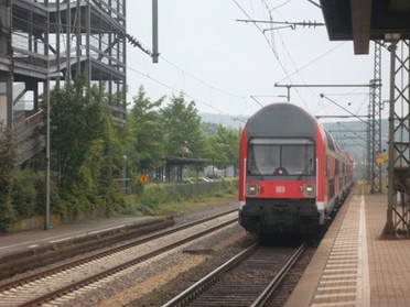 22.07.2018 - Andrea Piest - Zug am Bahnhof