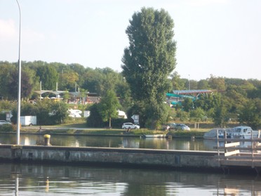 24.07.2018 - Andrea Piest - Blick zum Freibad 