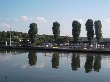 24.07.2018 - Andrea Piest - Blick zum Neckarufer 