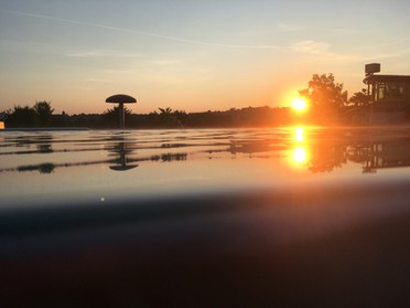 16.08.2018 - Sven Deininger - Sonnenaufgang im Freibad beim Frühschwimmen