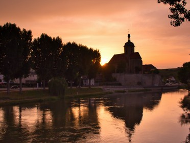 08.08.2018 - Ulrich Seidel - Regiswindiskirche bei Sonnenuntergang