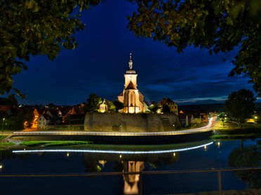 28.08.2019 - Ulrich Seidel - Regiswindiskirche bei Dämmerung