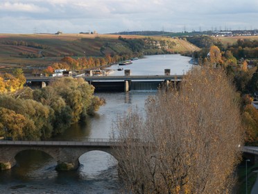 09.11.2019 - Bernd Steinle - Blick Richtung Neckarwestheim vom Turm der Regiswindiskirche