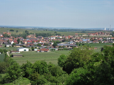 18.05.2022 - Urban Böhner-Stamm - Blick auf Lauffen