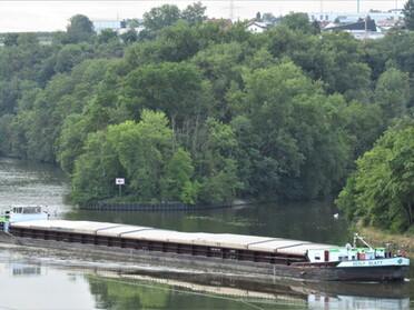 27.07.2022 - Bernhard Müller- Neckar mit Schiff