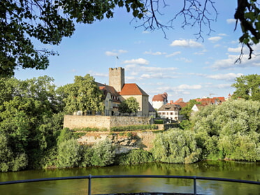 05.07.2023 - Ulrich Seidel - Blick auf die Rathausburg