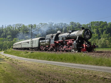 11.05.2025 - Tim Fülle - Die letzte Fahrt der Dampflok 52 7596 der Eisenbahnfreunde Zollernbahn e.V. durch die Neckarschlinge