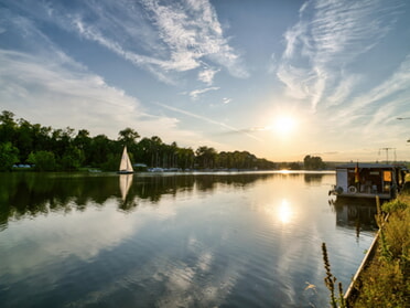 12.07.2025 - Ulrich Seidel - Abendstimmung am Neckar beim Bootshafen