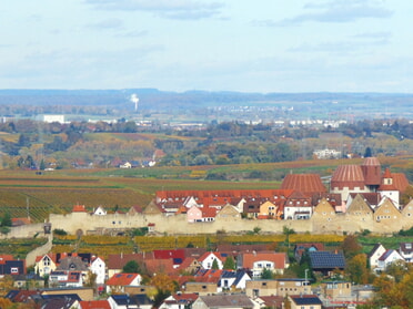28.10.2025 - Bernhard Müller - Stadtmauer