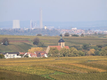 19.10.2025 - Marco Eberbach - Regswindiskirche im bunten Herbst