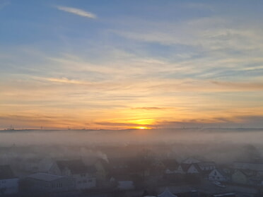 16.12.2025 - Rose Hess - Licht am Horizont