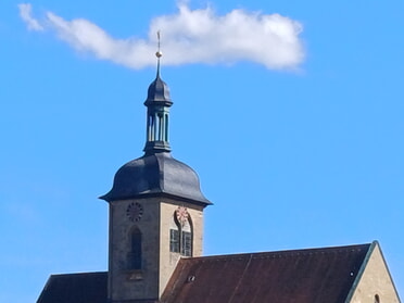05.09.2026 - Klaus Koch - Regiswindiskirche als Wolkenkratzer