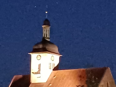 05.09.2026 - Klaus Koch - Die Regiswindiskirche im Septemberabendlicht 2026 vor dem 800j&auml;hrigen Jubil&auml;um im Jahr 2027