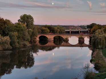 September 26 - Daniela Reiner - Alte Neckarbr&uuml;cke mit Mond